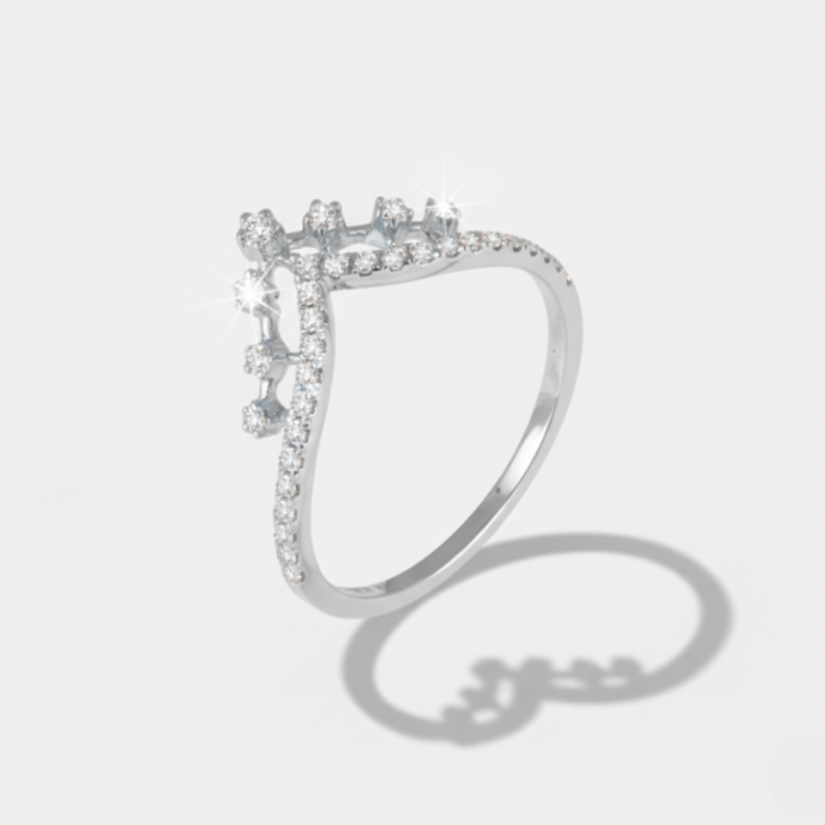 Boho Vanki Diamond Ring