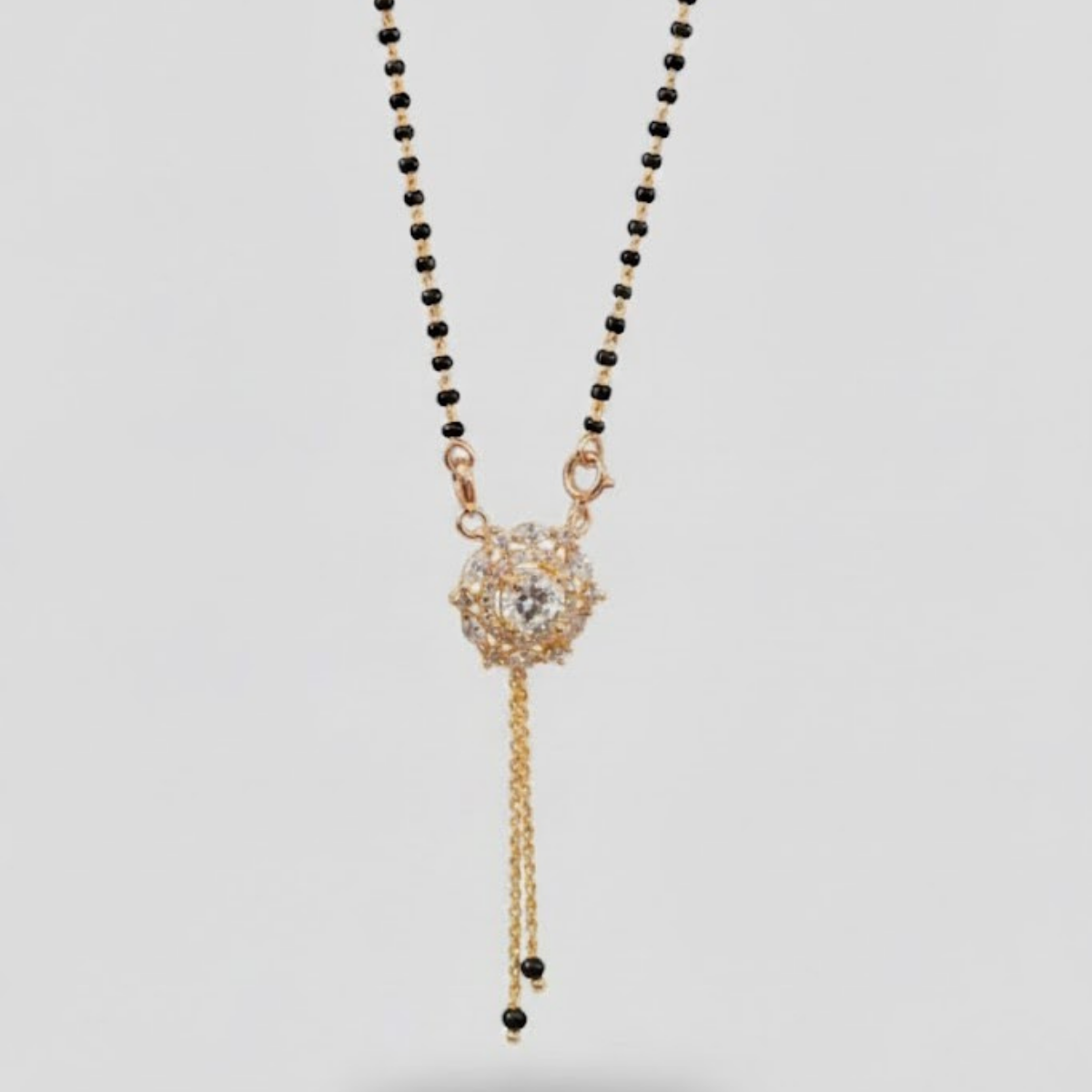 The Elira Floral Drop Mangalsutra