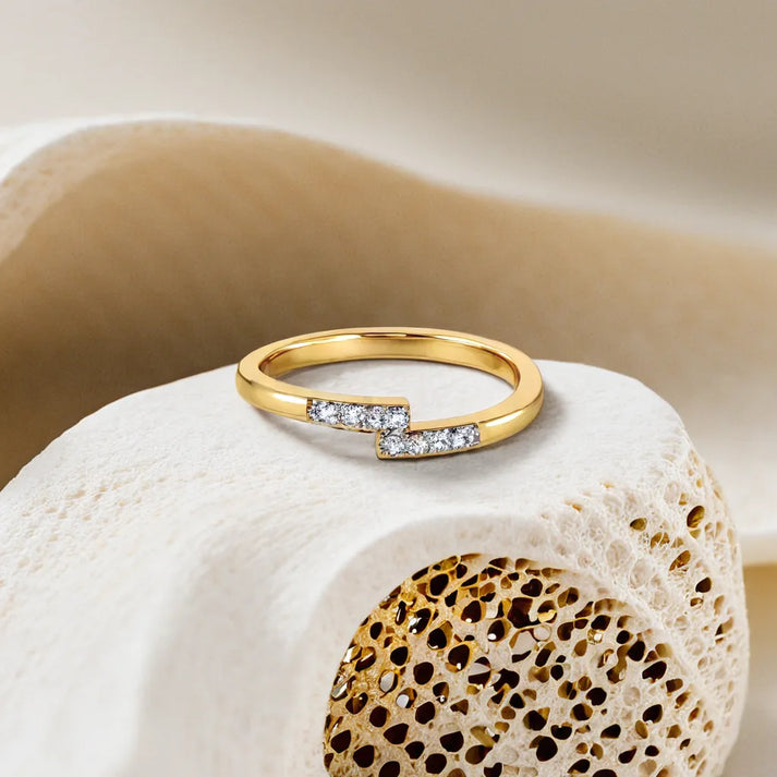 Timeless Gleam Fashion Ring