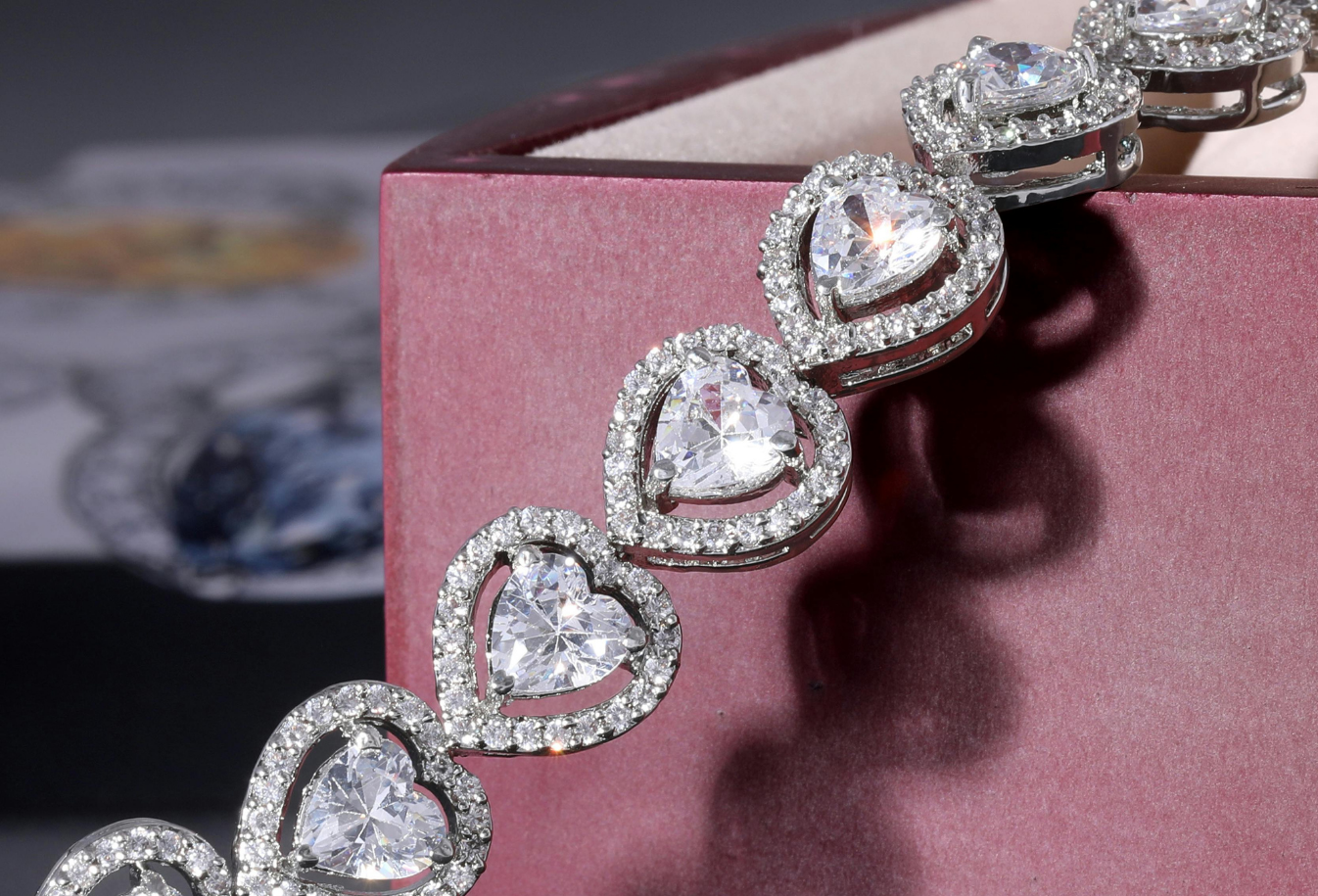 New Year Jewellery Gifting Trends in Hyderabad: What Buyers Are Choosing Today