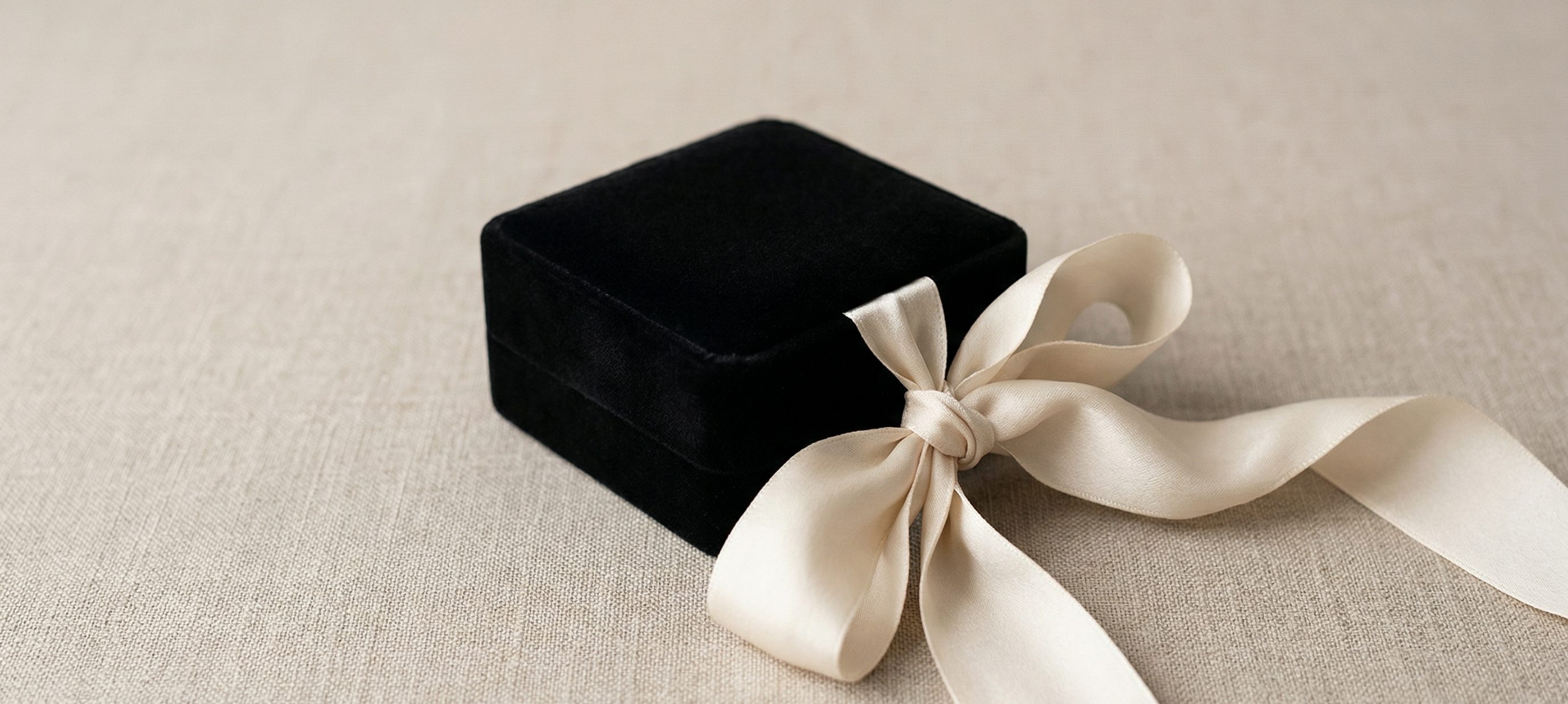 Minimalist Diamond Jewellery Ideas for Working Women