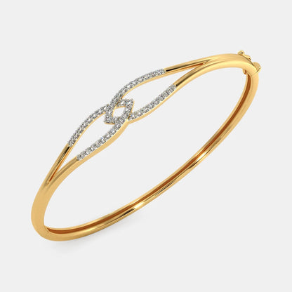 THE ESTRELLA OVAL BANGLE