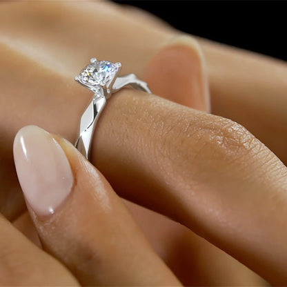 The Delicate Sect Ring