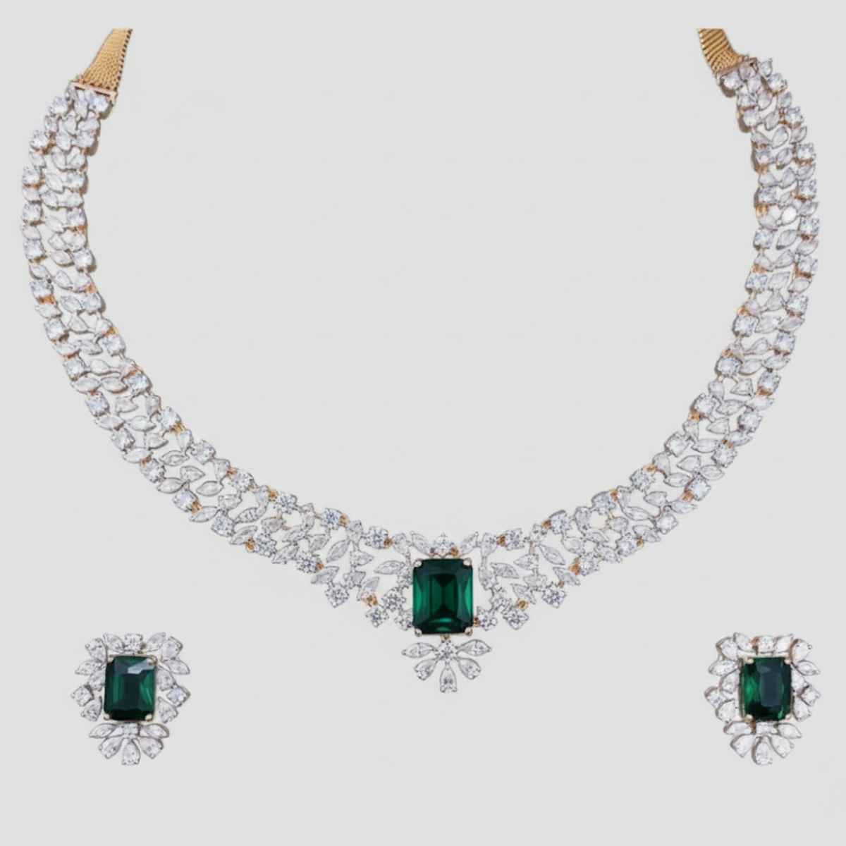 Vivida  Necklace Bright and Elegant